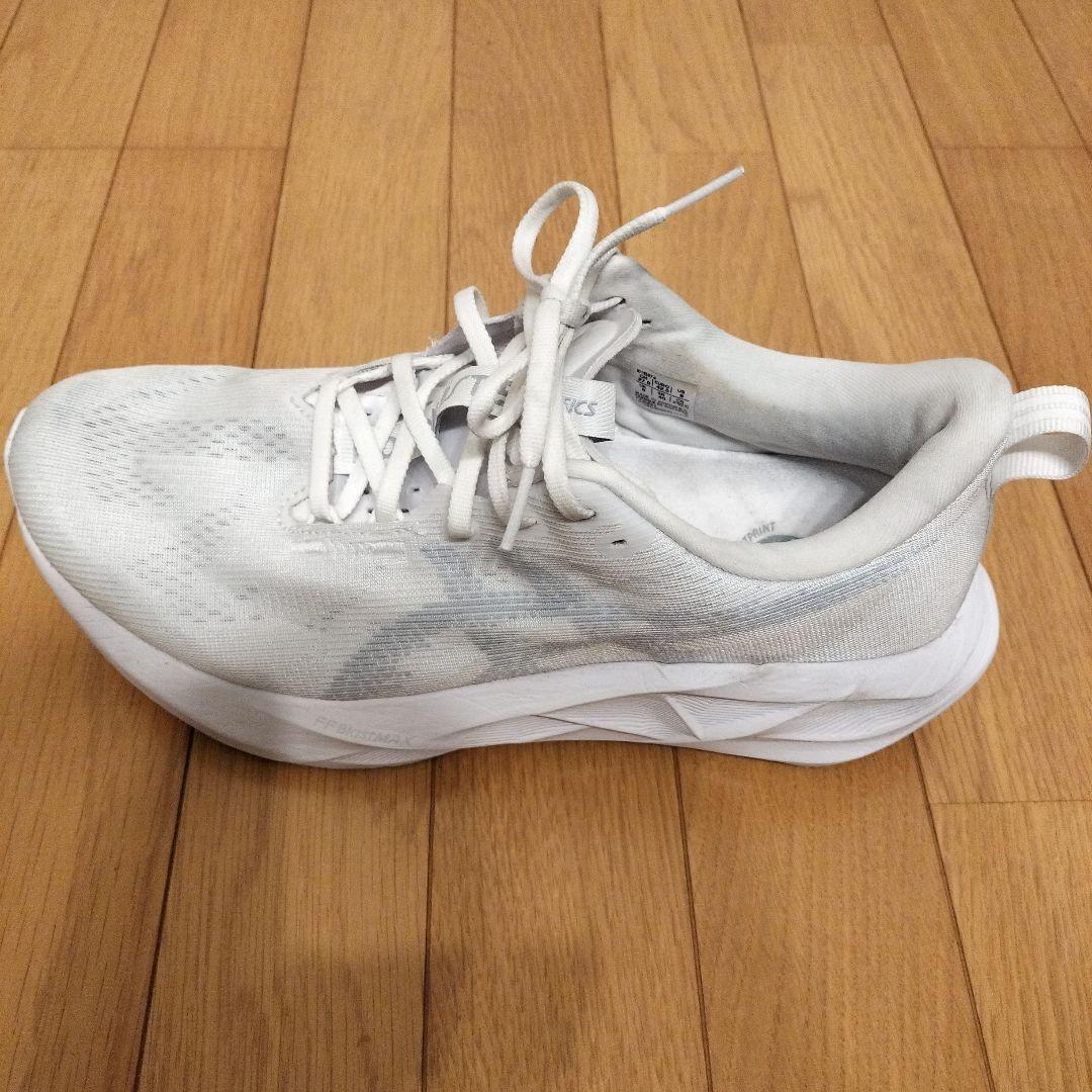 【asics】アシックス NOVABLAST5（ノヴァブラスト5） 27cm