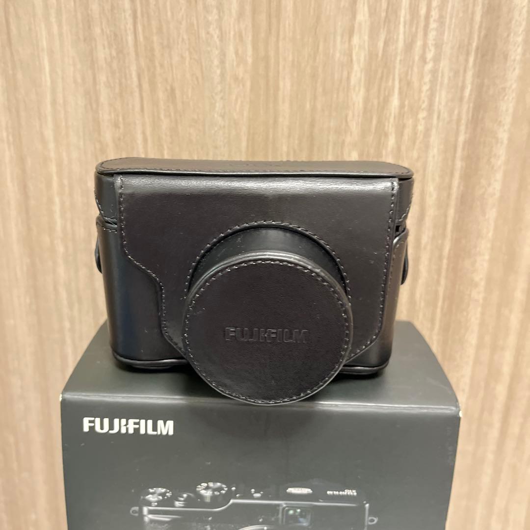 美品　Fujifilm X10 コンパクトデジタルカメラ