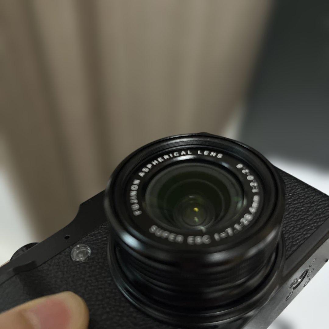 美品　Fujifilm X10 コンパクトデジタルカメラ