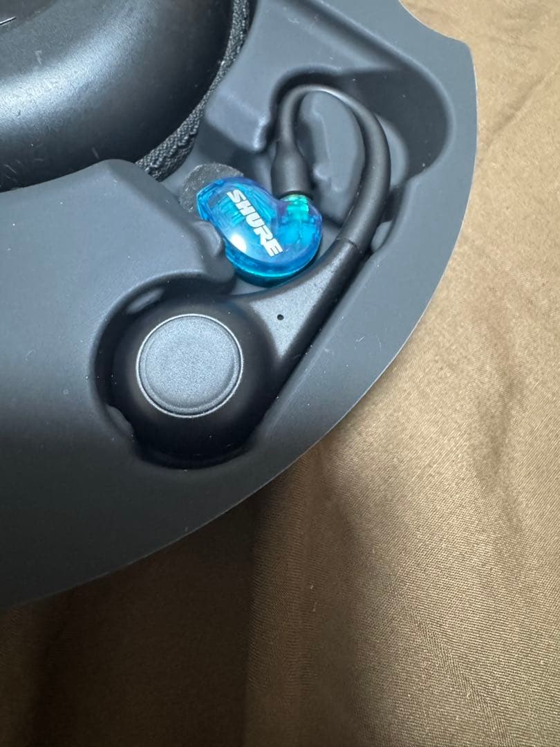 【週末価格】SHURE AONIC215 GEN2 ワイヤレスイヤホン