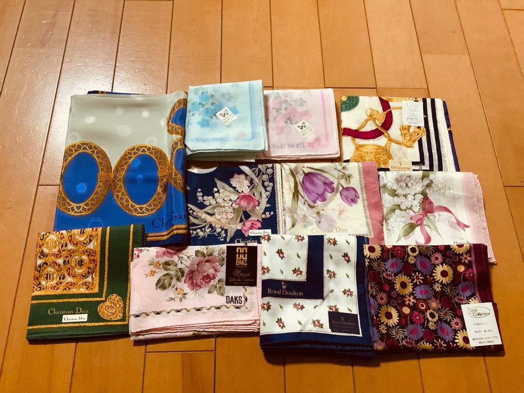 c*i様 Christian Dior、DAKS,TRUSSARDI のハンカチ