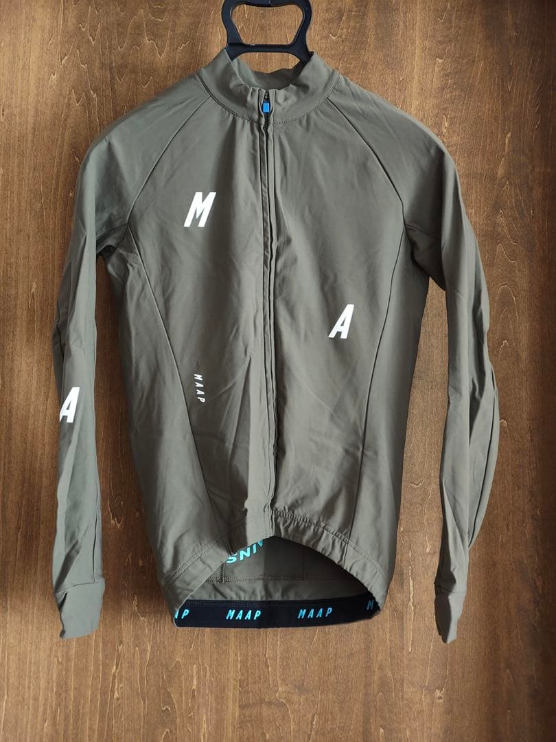 タグ付き美品  マープ トレーニング LSジャージ M オリーブ