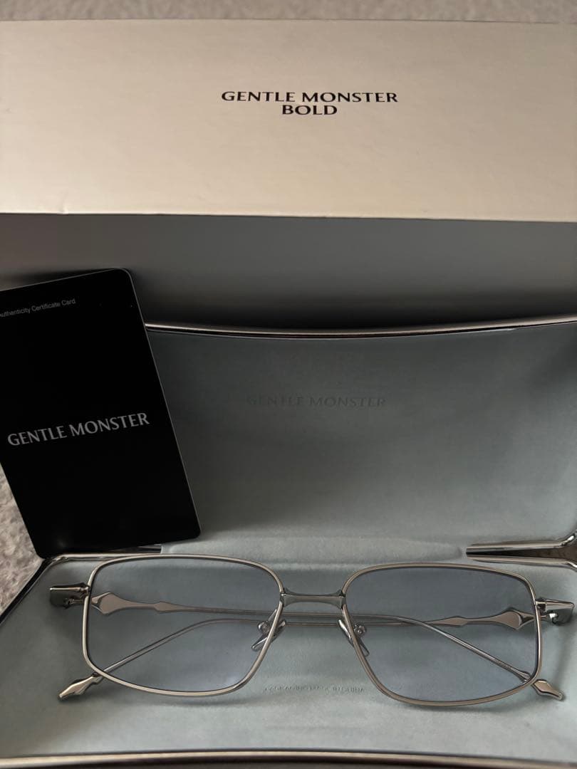 gentle monster Atomic 02(B) サングラス （箱付き）