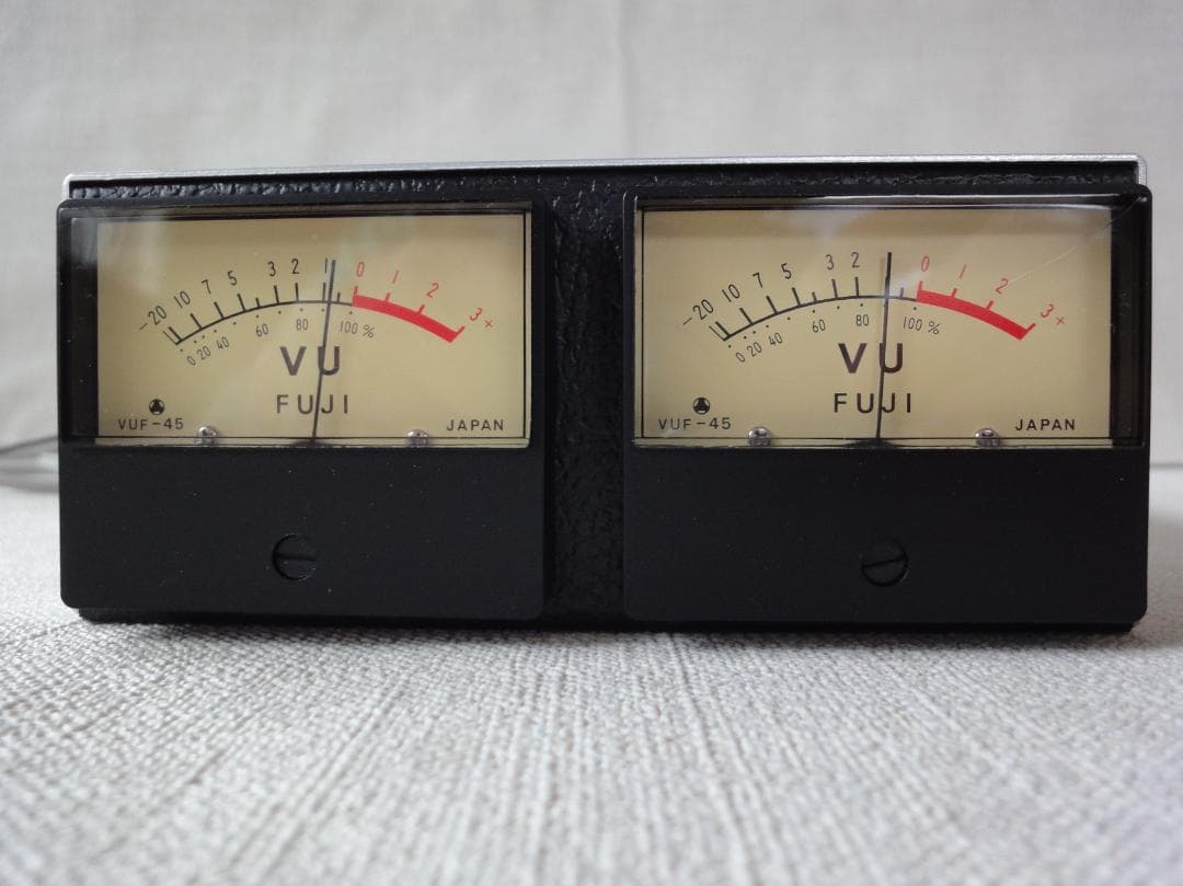 自作ステレオVUメーター173号機（富士計測器 FA-45）