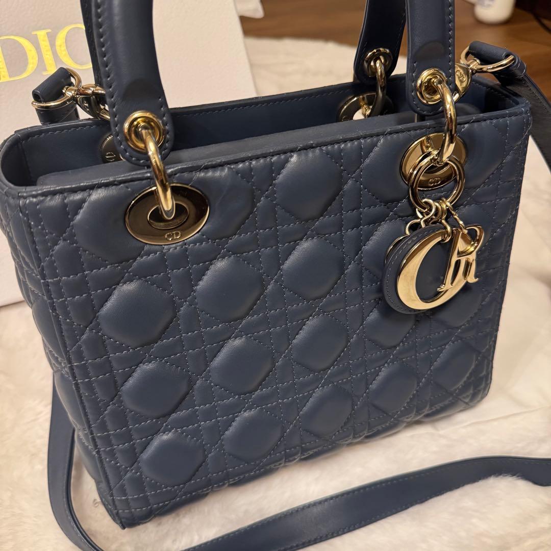 Christian Diorレディディオール ミディアム