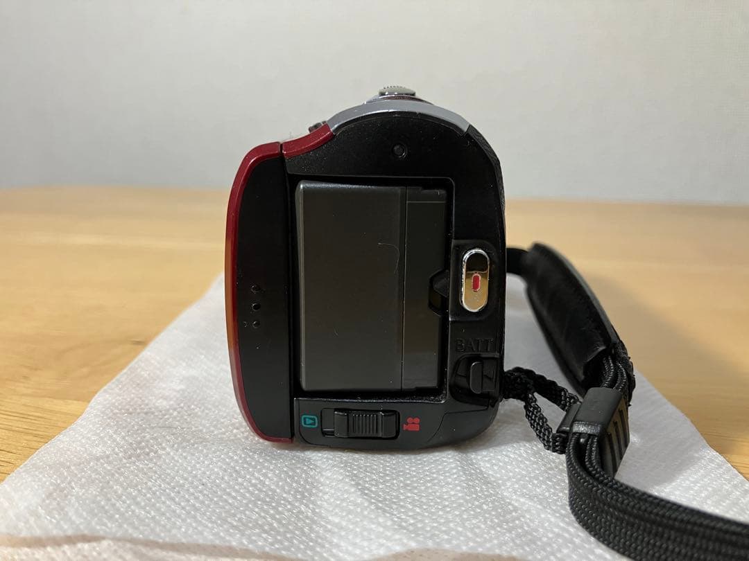 Panasonic HDC-TM30 32GB レッド