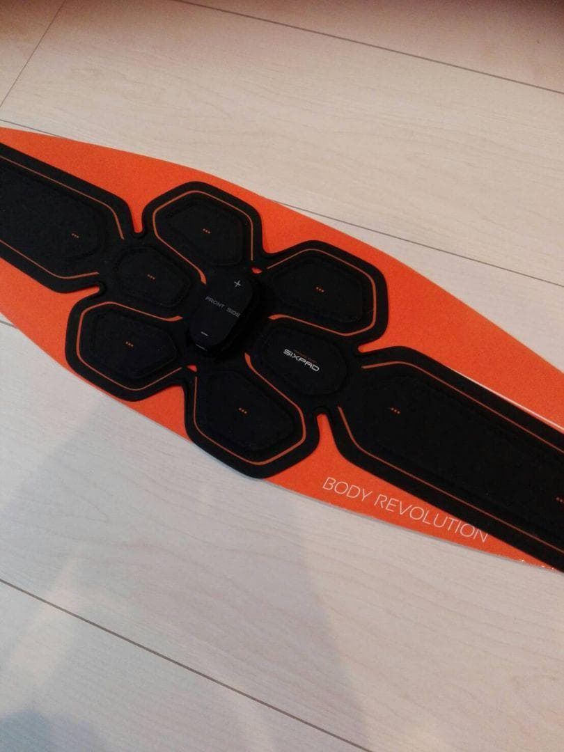 外箱付き　アブズベルトS/M/L　レッグベルト✕２　SIXPAD シックスパッド