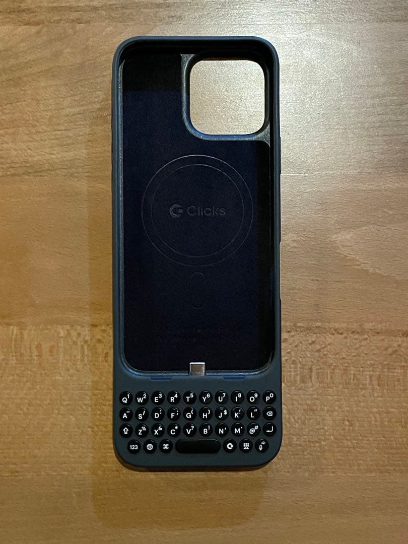 iPhoneアクセサリー Clicks Keyboard 16ProMax