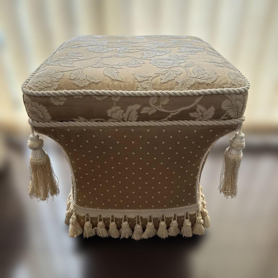 【出品8/20迄！】　ジェニファーテイラー　姫系　スツール