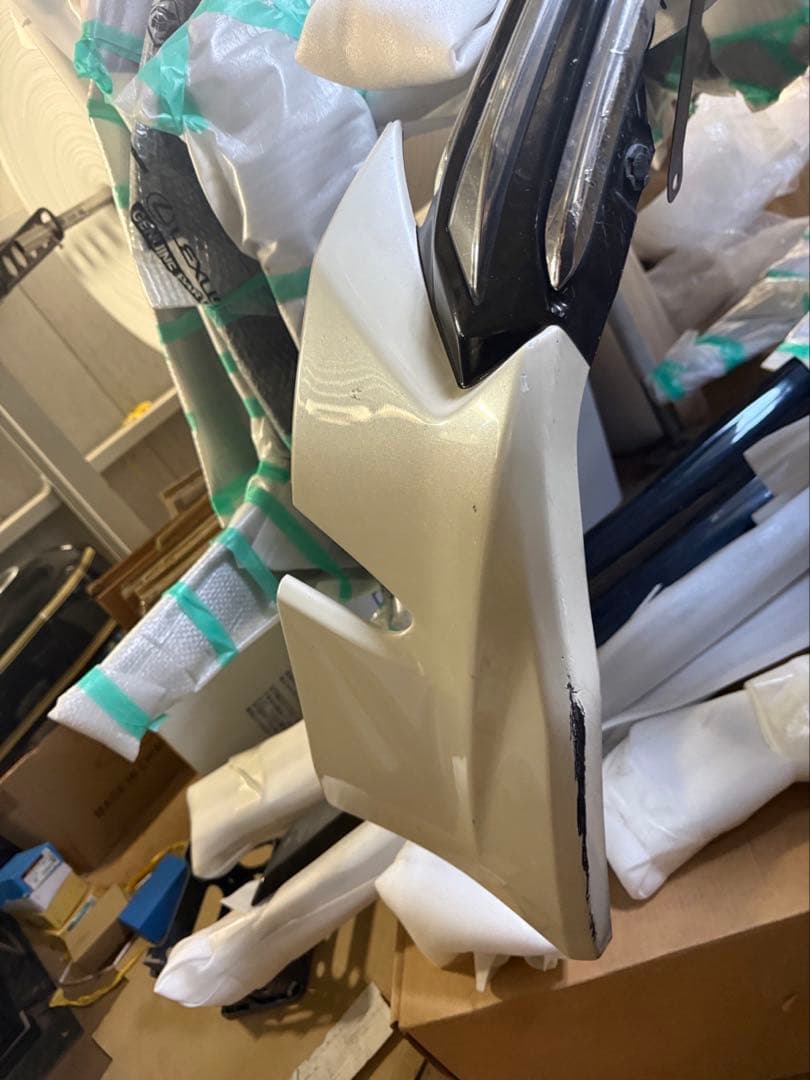 ホワイト エアロパーツ リアバンパー