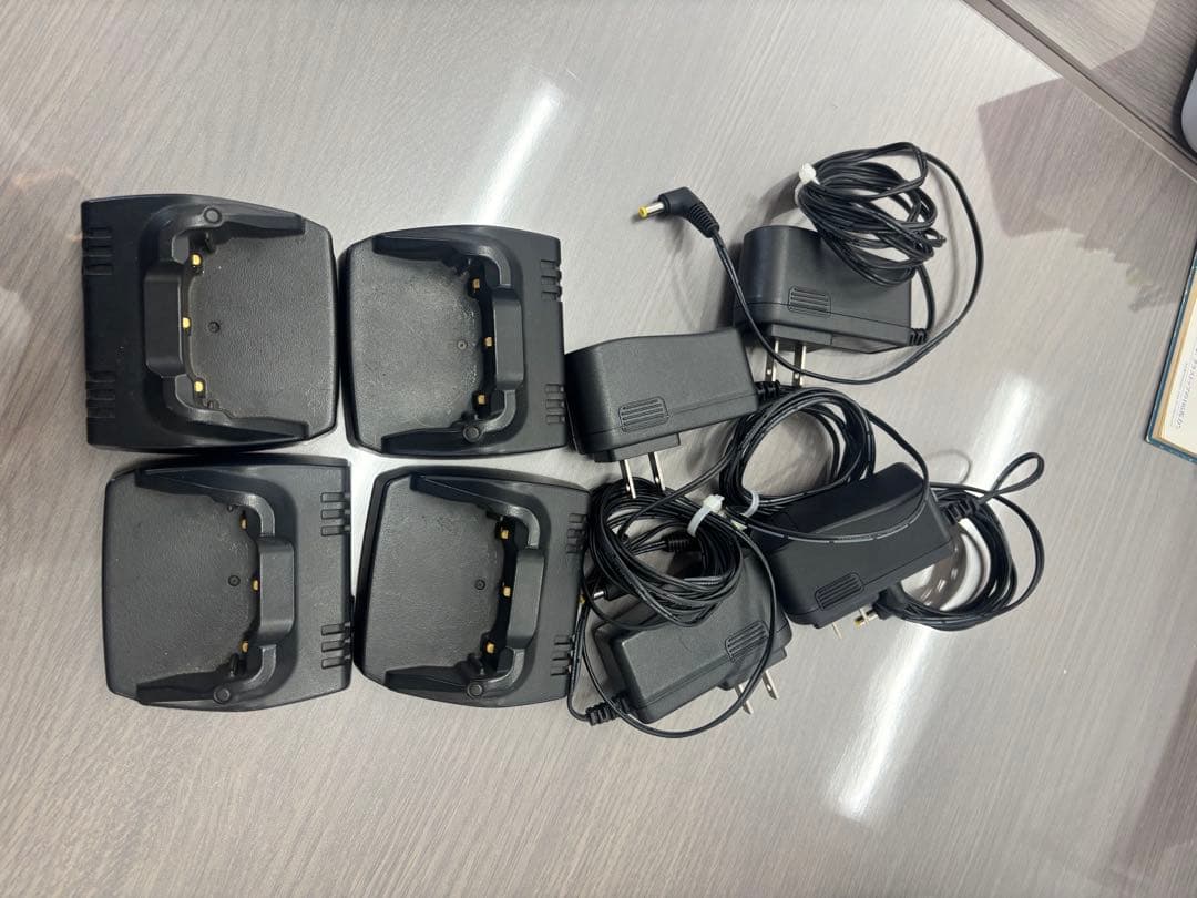 大幅値引き　STANDARD VXD20　4台セット充電器付き♪