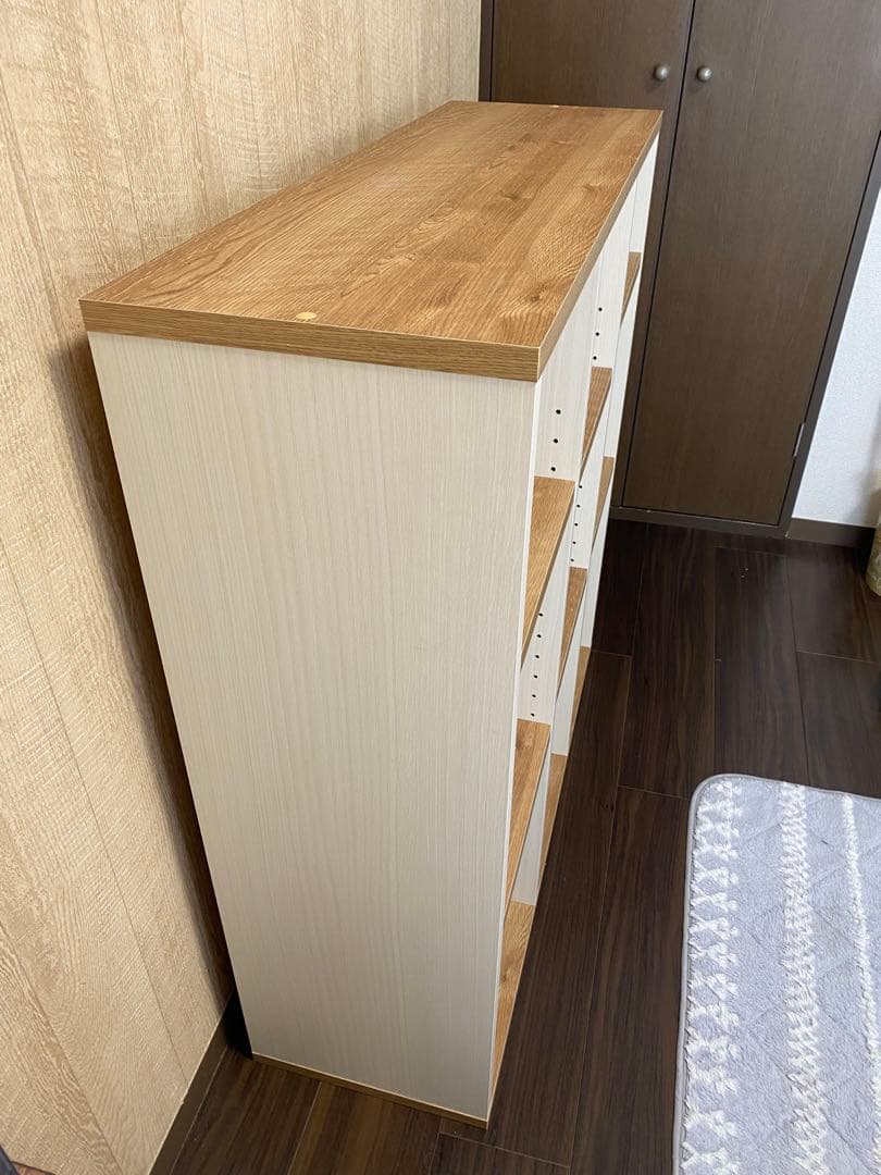 プロフィール必読さきです　カントリー調ナチュラル本棚