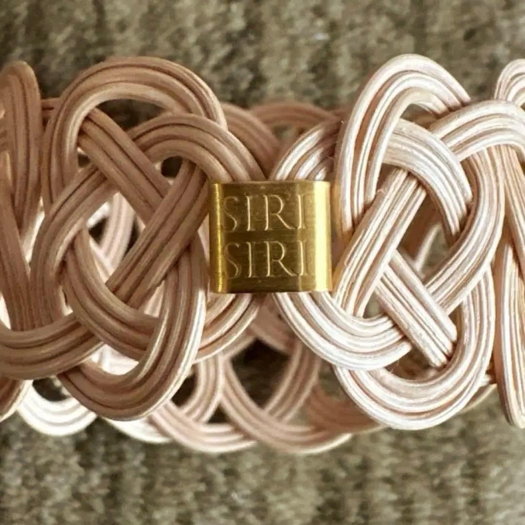 SIRISIRI /ARABESQUE Bangle 2 ラタン編み込みバングル