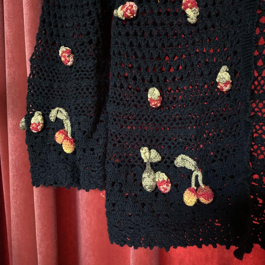 週末お値下げ❣️【カネコイサオ】いちご・さくらんぼモチーフカーディガン