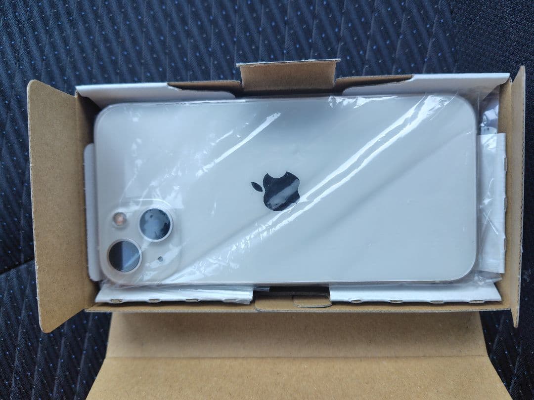 Apple iPhone 13 スターライト　128GB