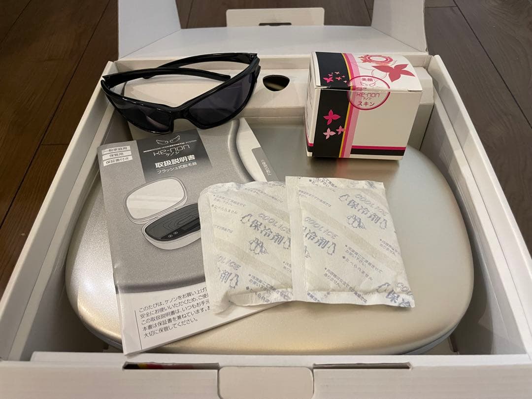 ケノン 8.4J 家庭用脱毛器 眉毛脱毛/美顔カートリッジ付き