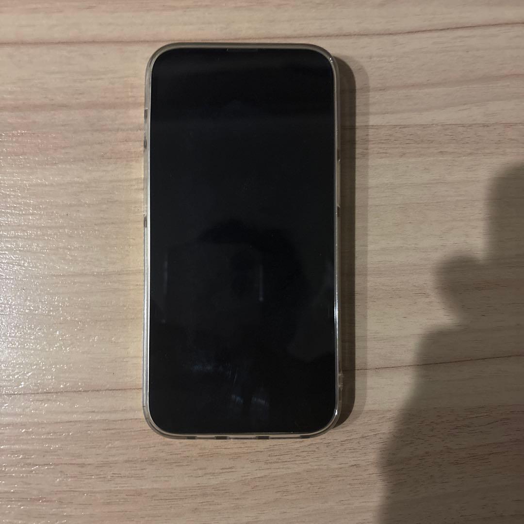 Apple iPhone 13ホワイト