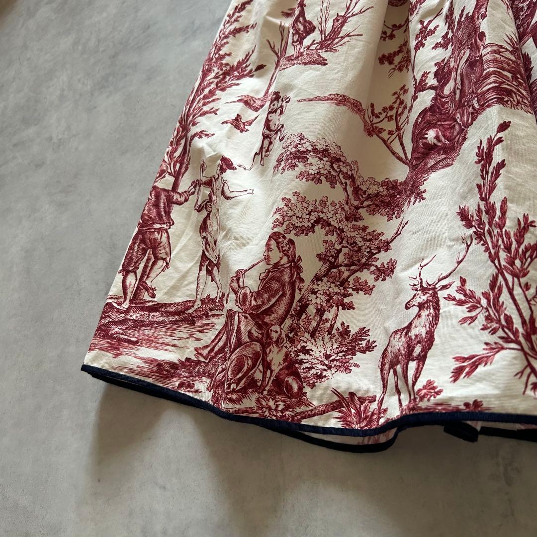 美品ウィークエンドマックスマーラ ノースリーブワンピース 刺繍絵画柄乗馬