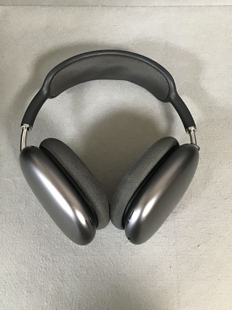 美品　AirPods Max ブルートゥースヘッドホン ミッドナイト色