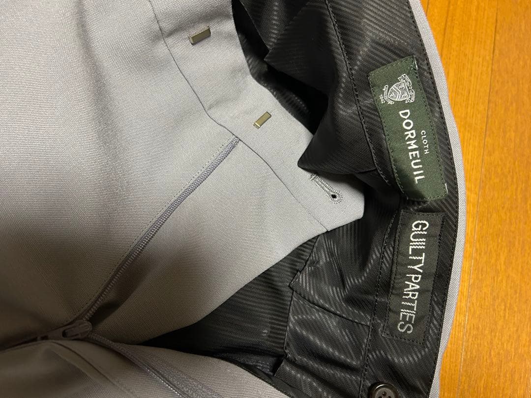 ワコマリア　薄いパープルグレー プリーツ入り スラックス　Ｍサイズ　新品未使用