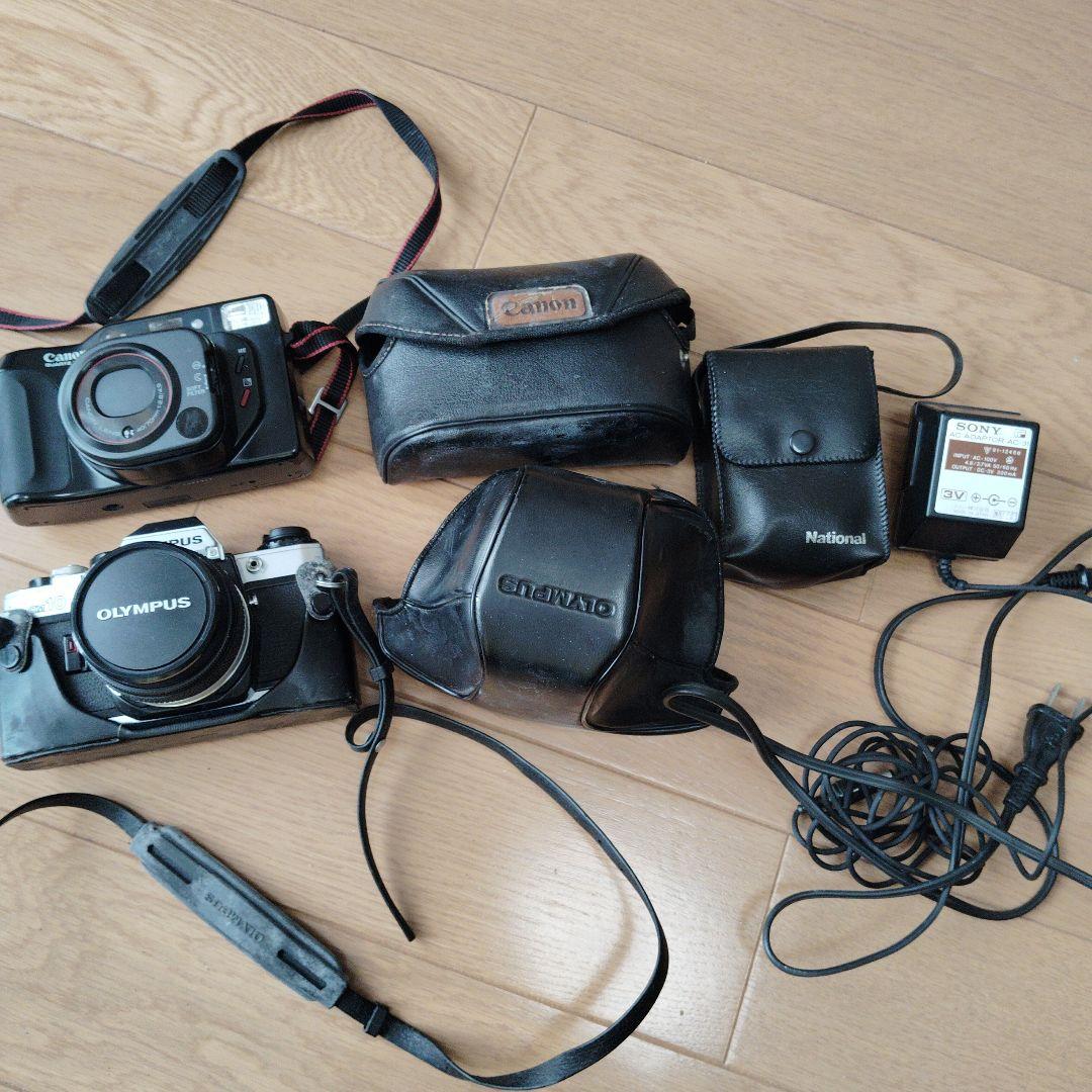 カメラ2台付属品等
