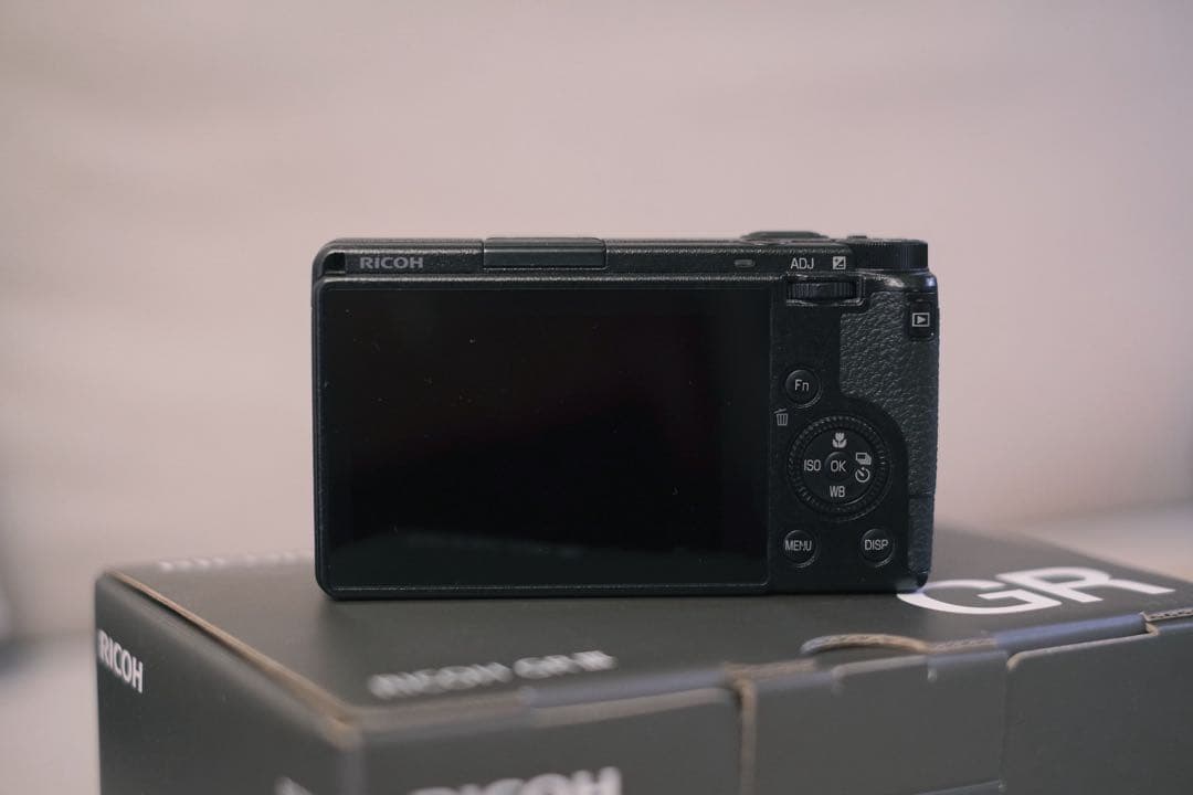 RICOH GRⅢ コンパクトデジタルカメラ 2024年購入・保証付き