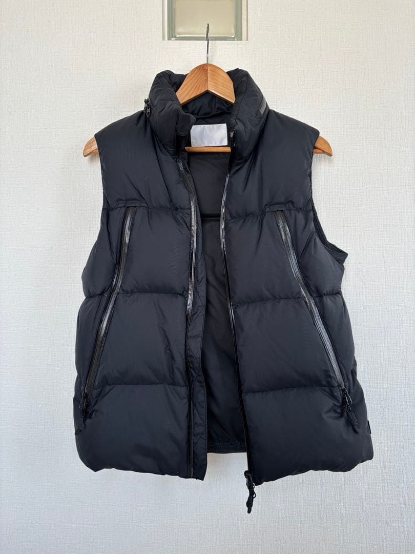 ナンガ　アーバンリサーチ　ダウンベスト　黒