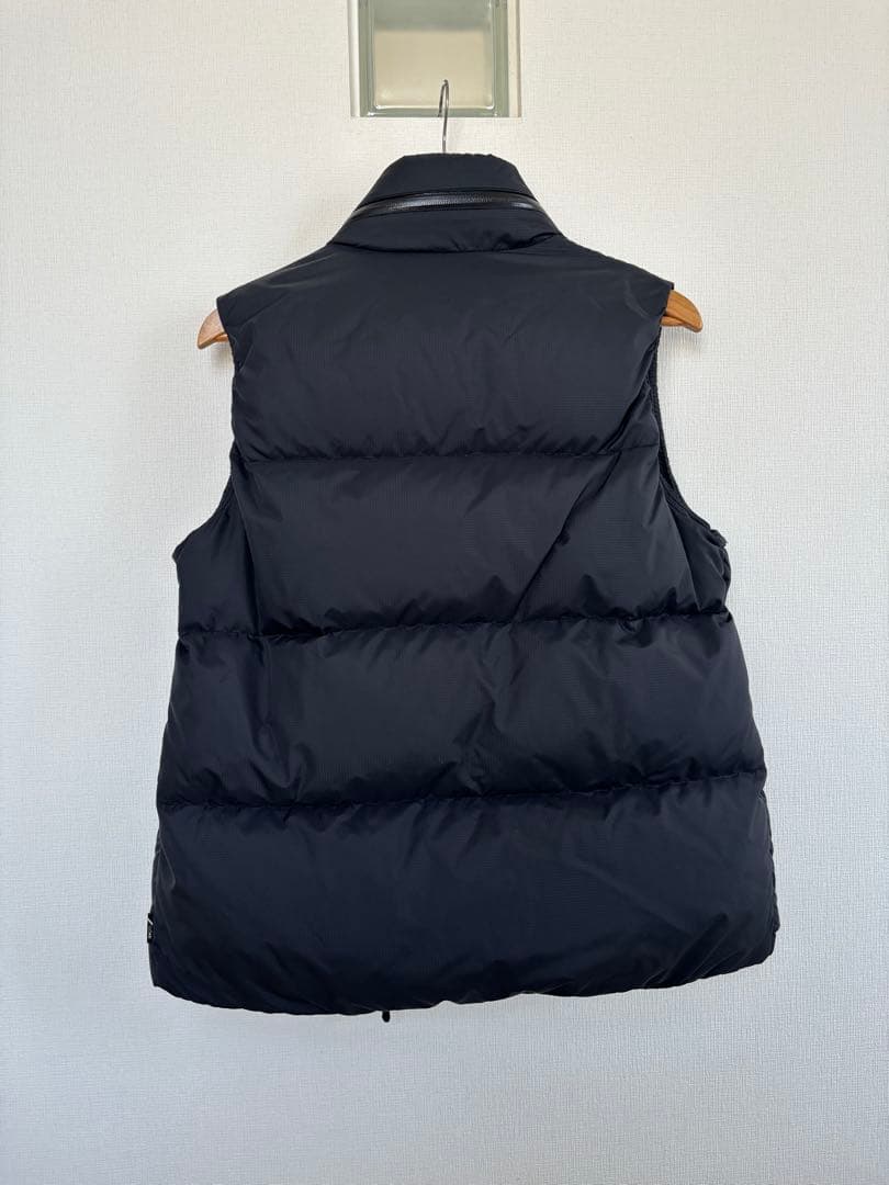 ナンガ　アーバンリサーチ　ダウンベスト　黒