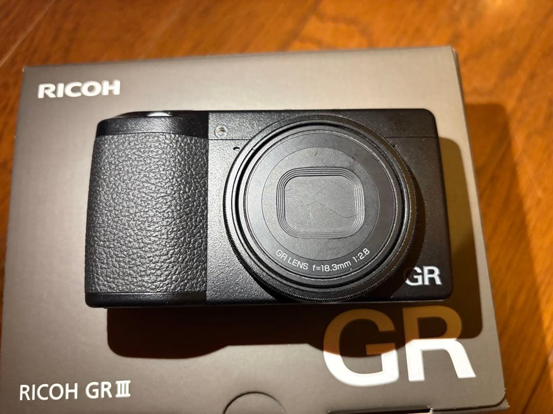 RICOH GRIII コンパクトデジタルカメラ