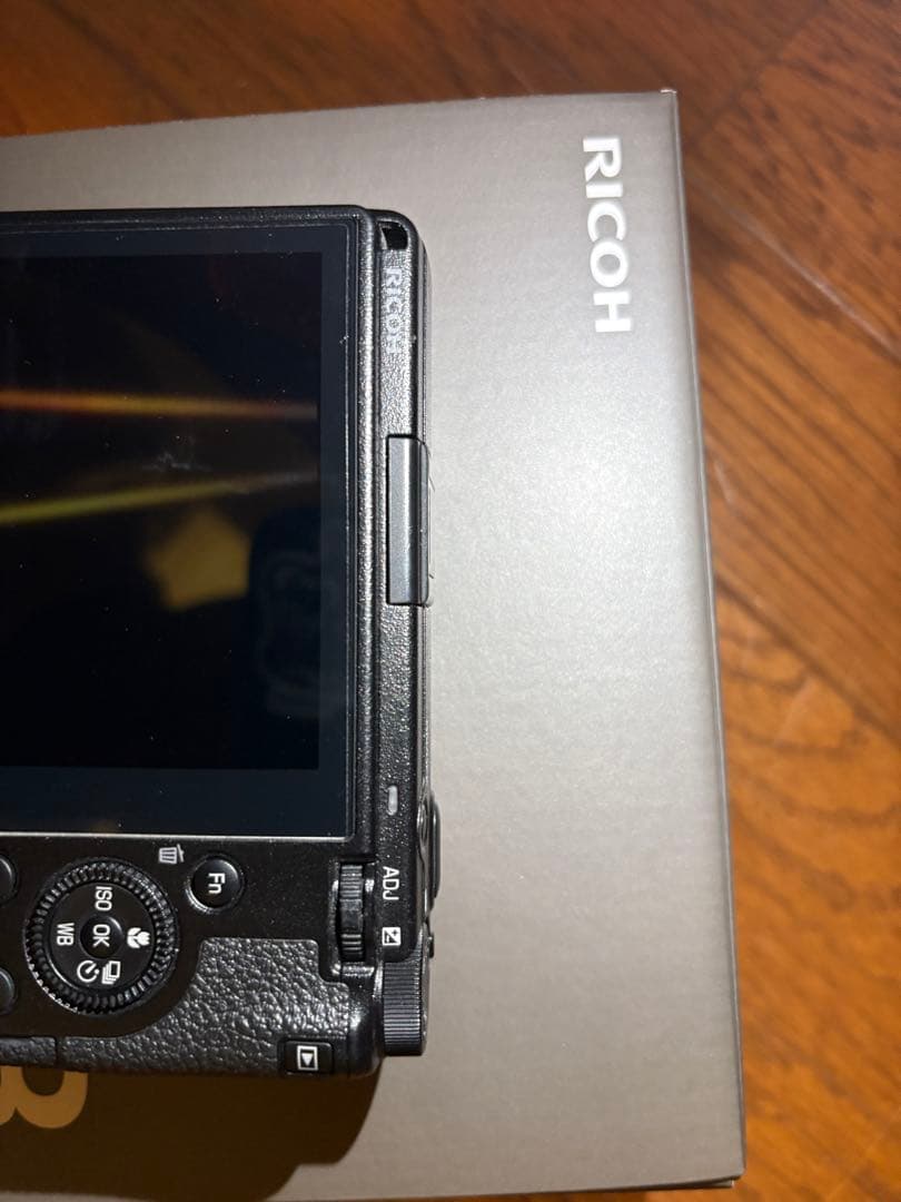 RICOH GRIII コンパクトデジタルカメラ