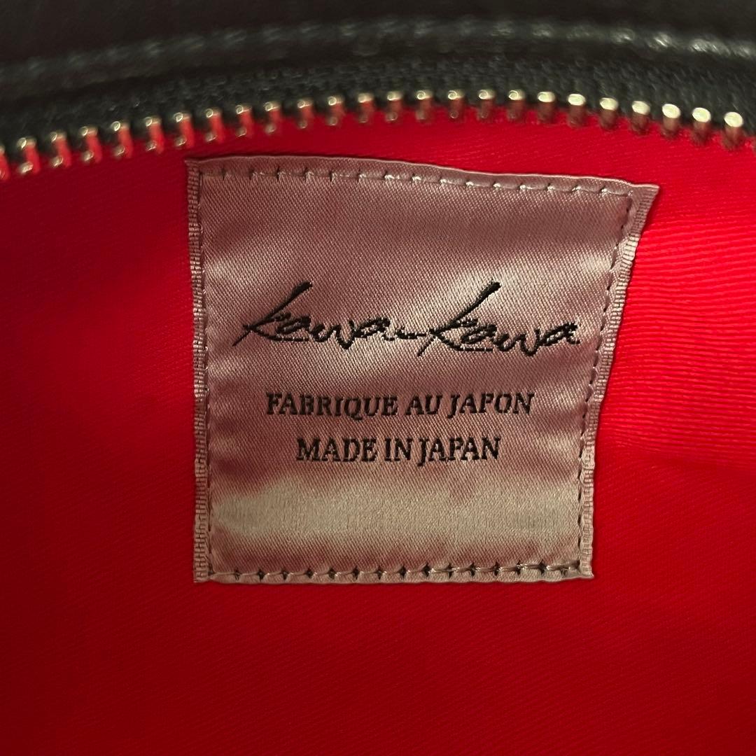 【希少】kawakawa ハトメ レザー　ボディバッグ M　ブラック　斜め掛け