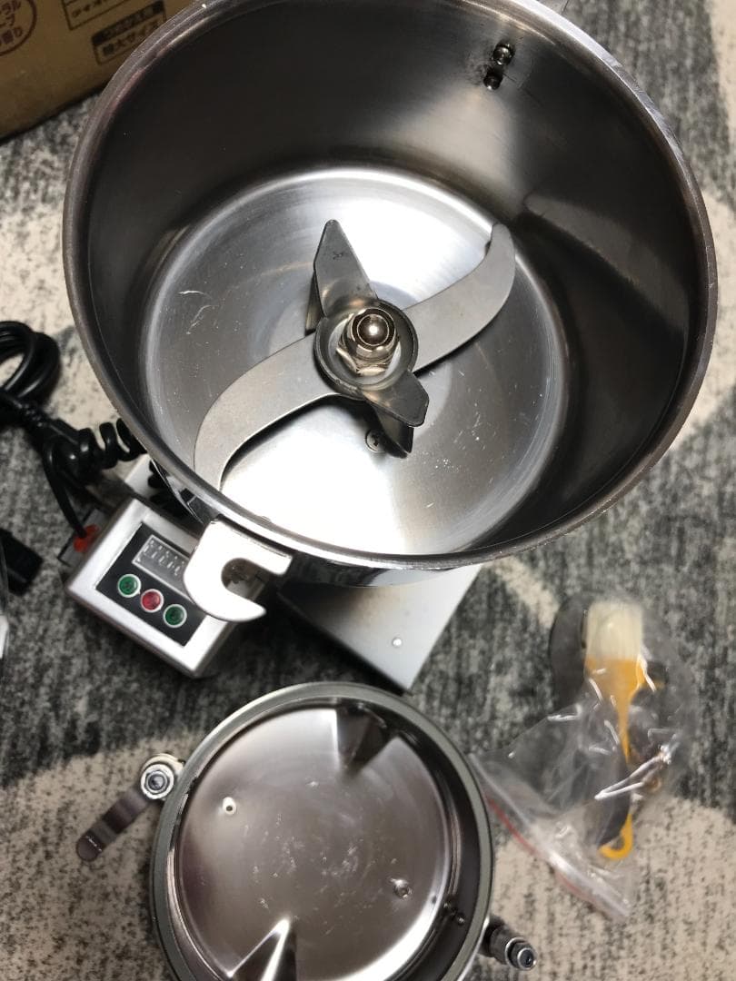電動製粉機 未使用品 スパイス　ふりかけ　ペットフード