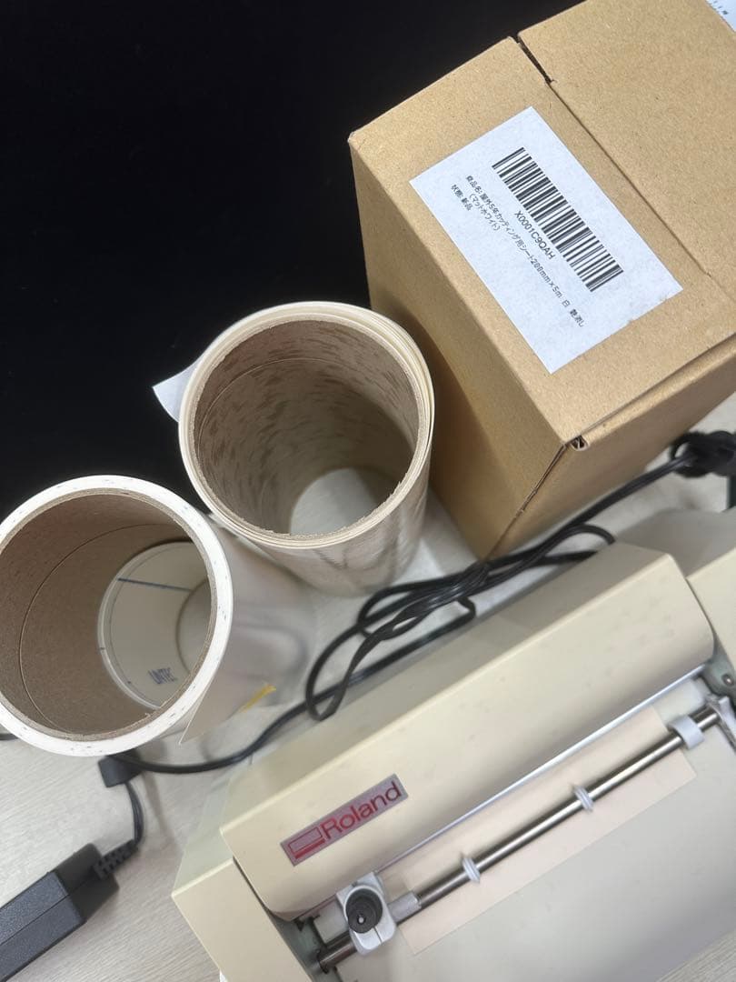 Roland SV-8 カッティングマシン