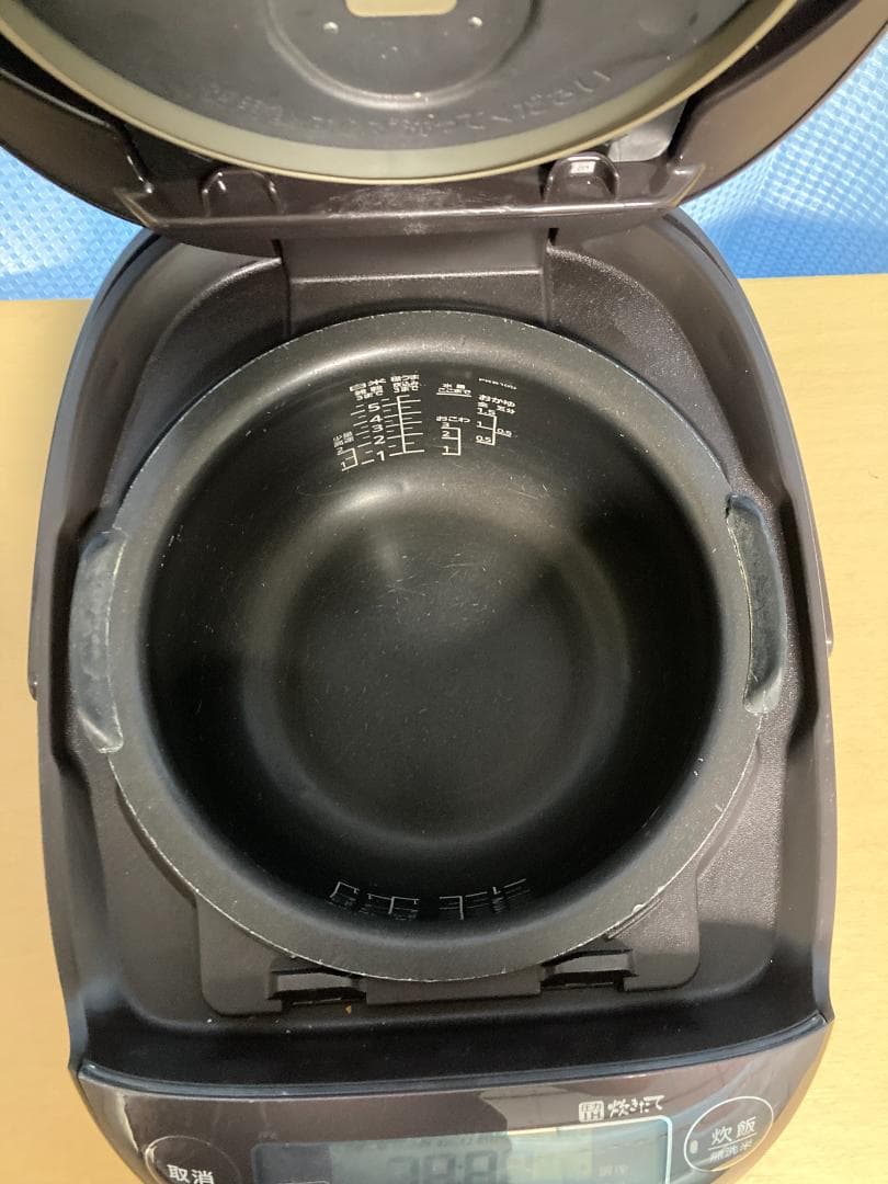 ★JPK-B100-TIGER タイガー圧力IH炊飯ジャー 5.5合炊き19年製