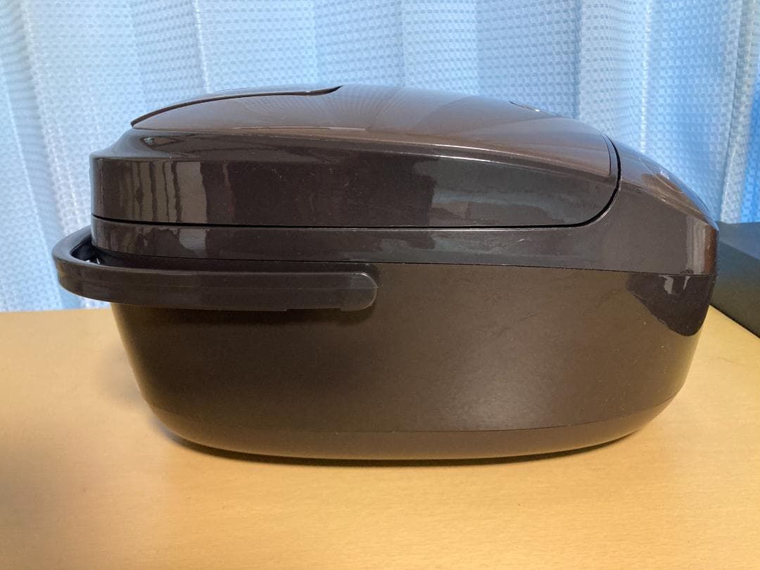 ★JPK-B100-TIGER タイガー圧力IH炊飯ジャー 5.5合炊き19年製