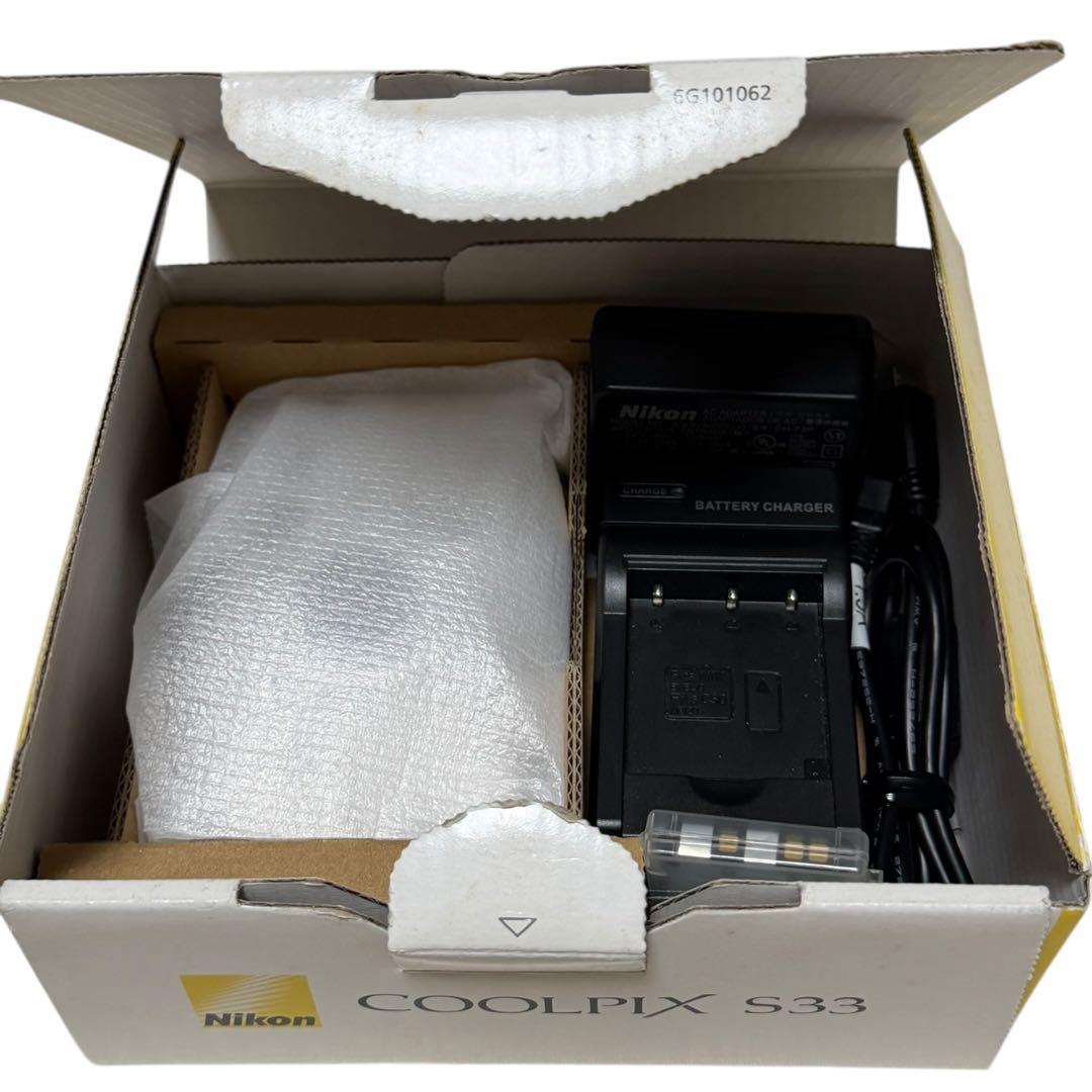 (完品・美品)Nikon COOLPIX S33 防水デジカメ 付属品完備