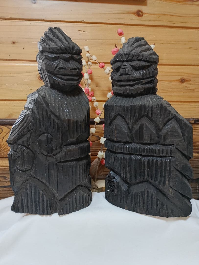 手彫り黒木彫刻 2体セット 約30cm円空仏狛犬、模刻