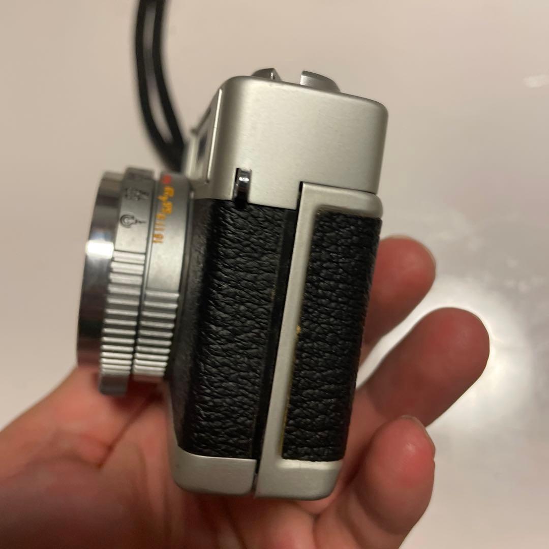 フィルムカメラ KONICA C35 EL