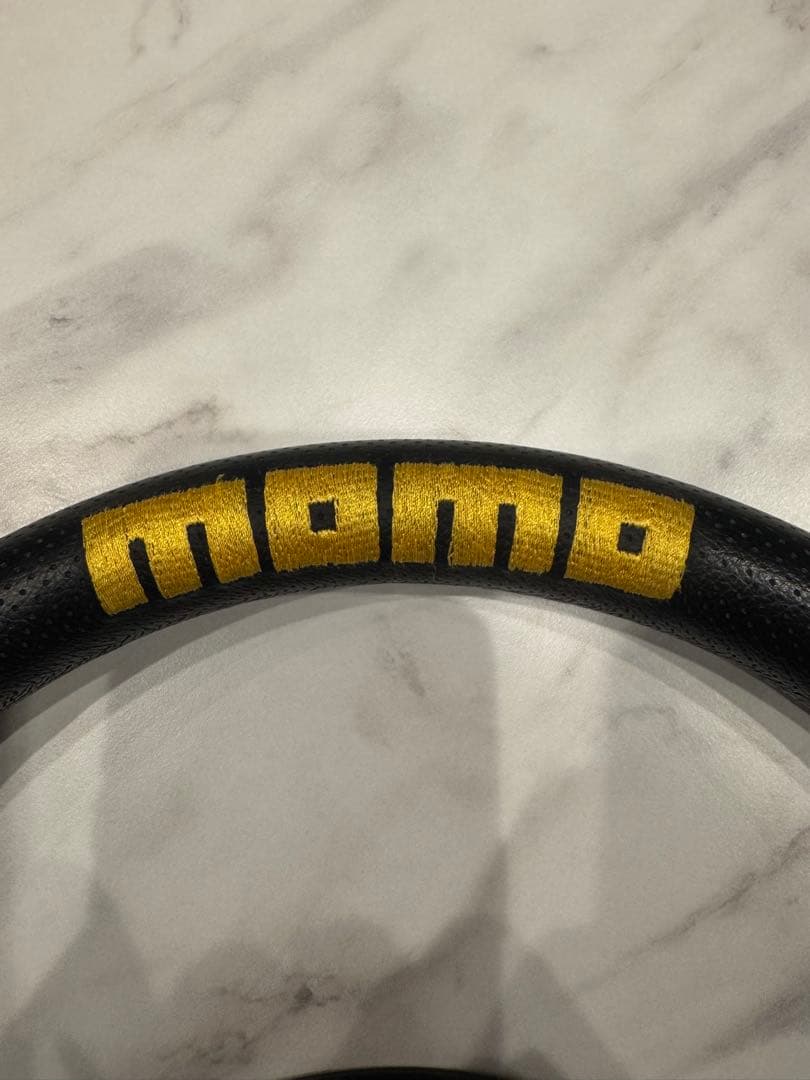 MOMO Competition ステアリング Φ350