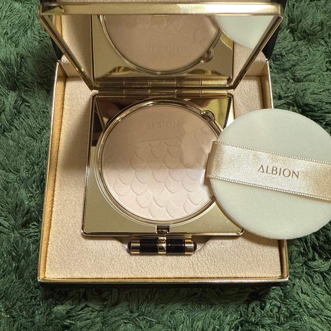 アルビオン レガァーメ(おしろい）