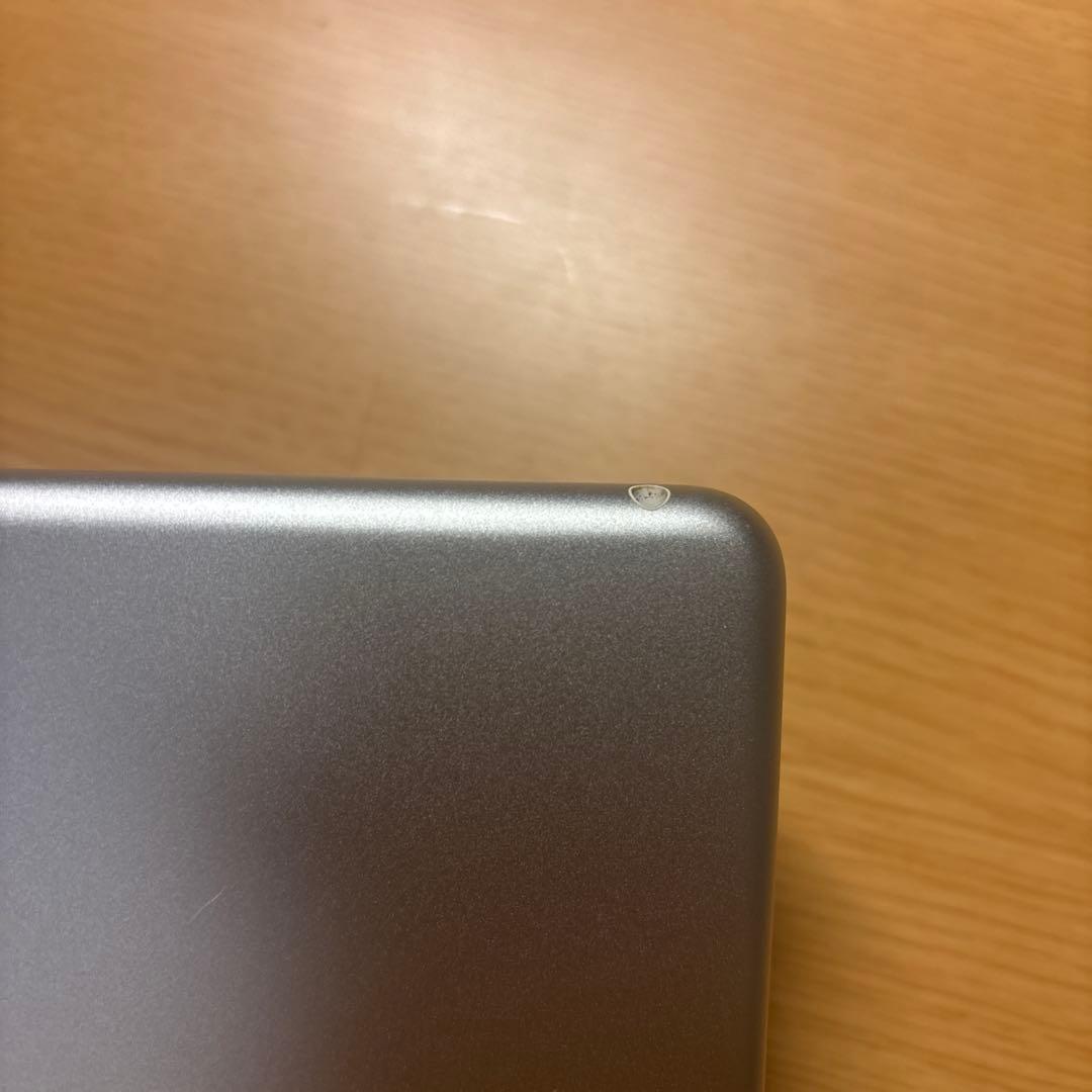 【そら】iPad 第6世代 32GB WIFIモデル