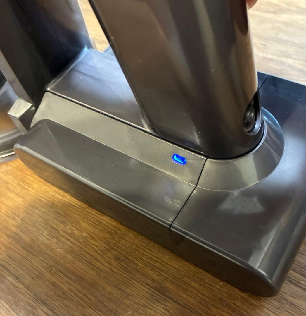 【中古 分解清掃済】Dyson V7 Slim コードレス 掃除機 すぐ使えます