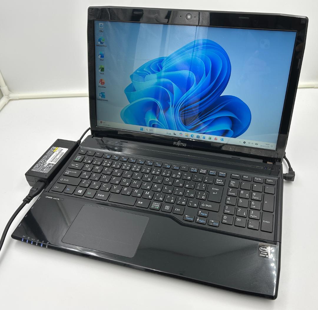 ノートパソコン windows11 オフィス付き core i3 AH45/MB