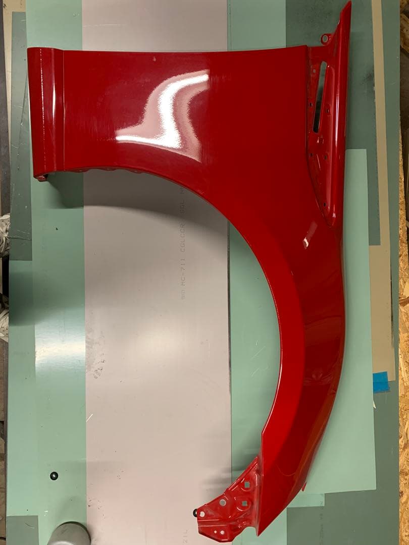 86 brz zc6 zn6 フロントフェンダー　右