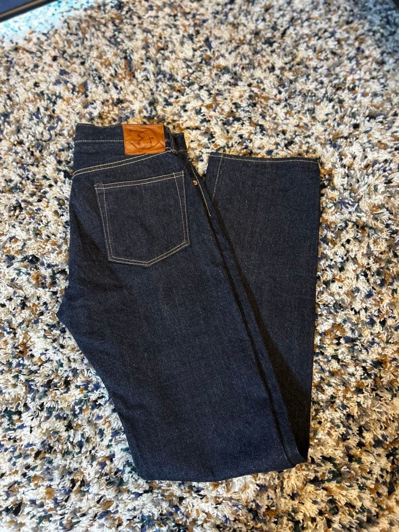 倉敷　ETERNAL ストレートデニム