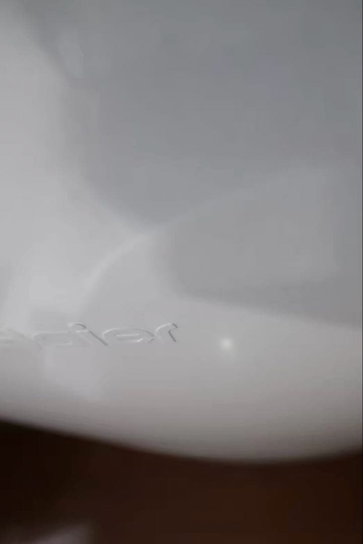 【Ｍ】ハイアール 218L 冷凍冷蔵庫 JR-NF218B-W