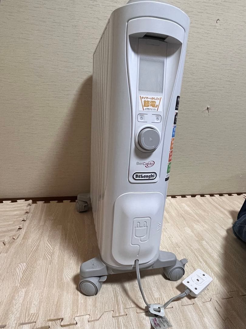 デロンギオイルヒーター　最上位モデル　RHJ75V0915-GY