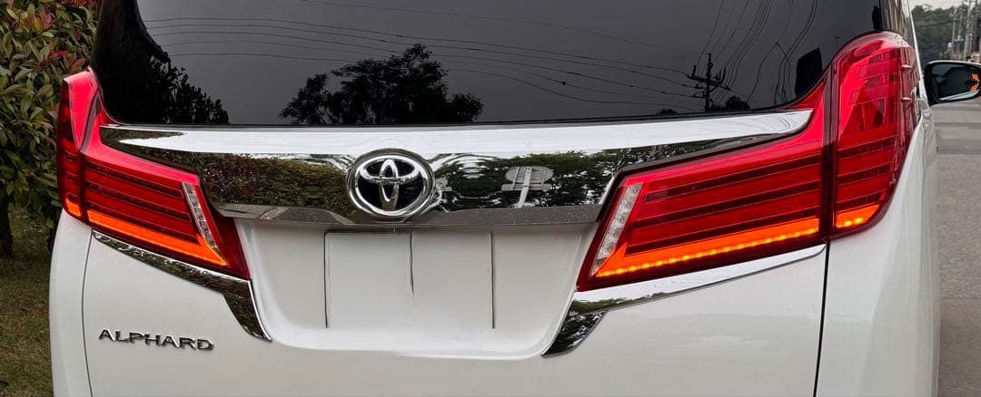 超レア✨ヴァレンティ　Valenti Revo アルファード　テールランプ