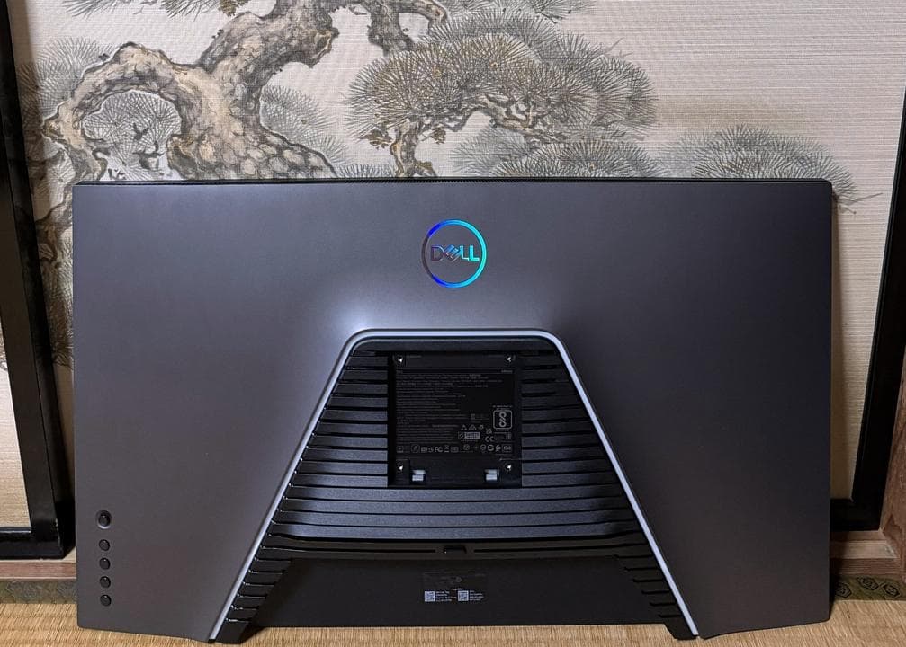 美品 Dell G3223Q 32インチ 4K ゲーミングモニター 約1年使用