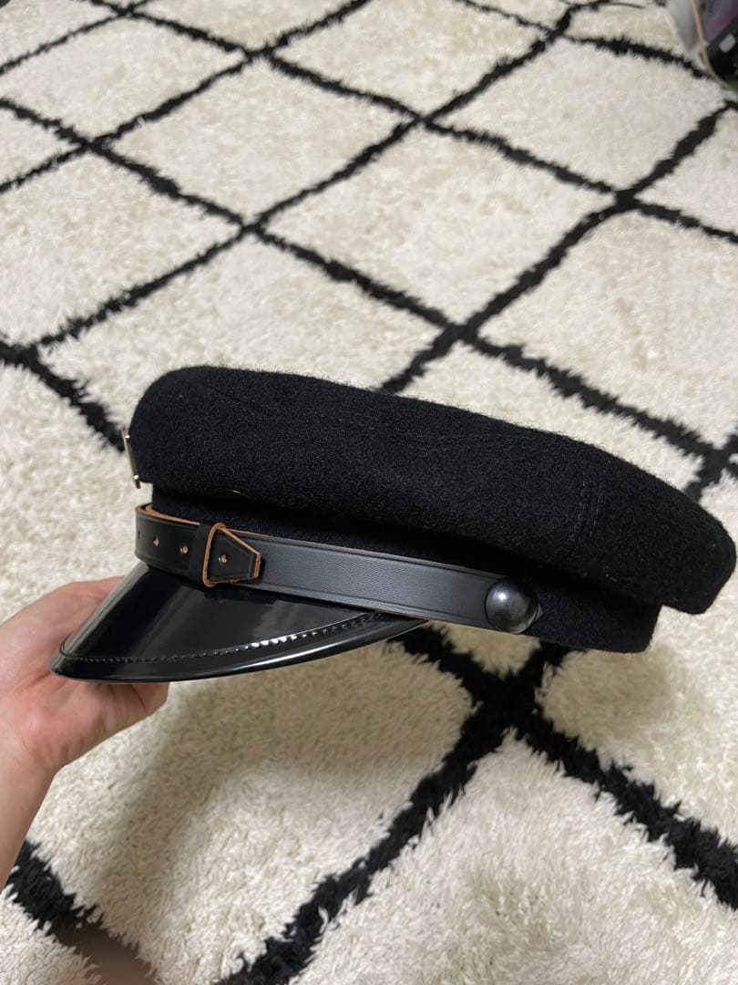 MISBHV黒いウールベレー帽 金属ロゴ付き